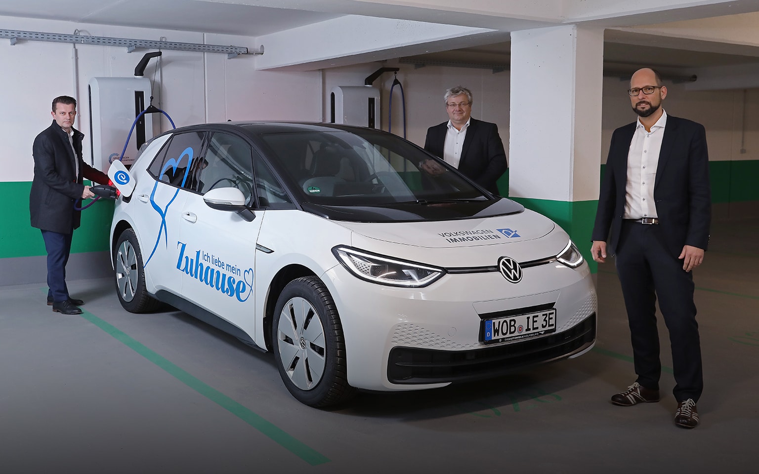 Gemeinschaftsfoto in der Tiefgarage der Steimker Gärten