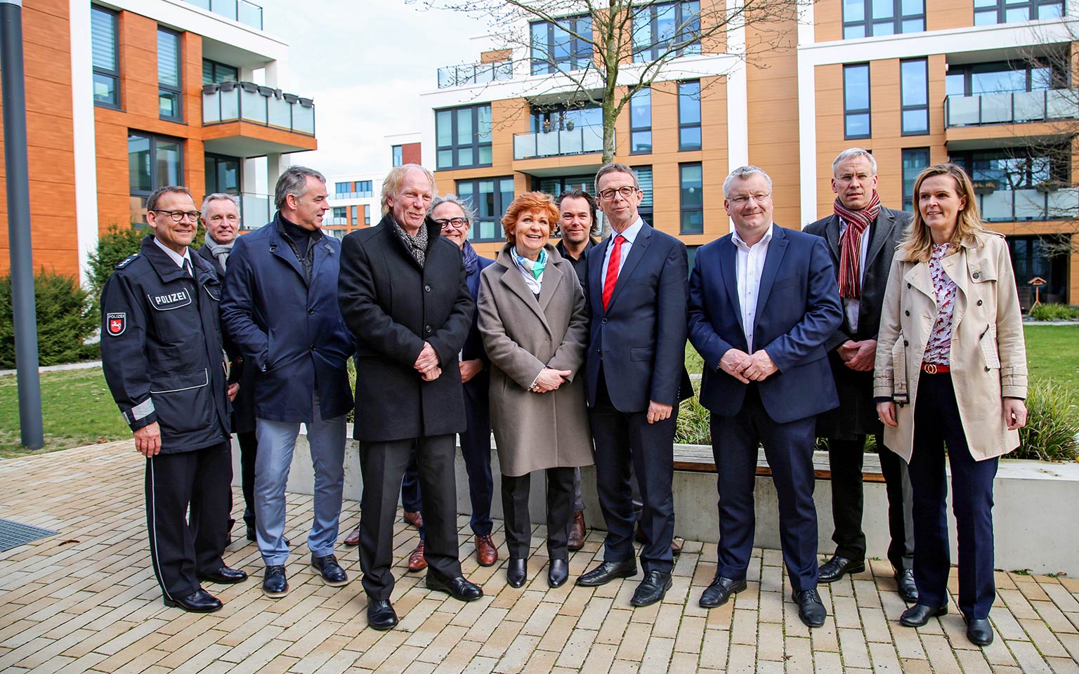 Gruppenfoto mit Justizministerin - Hero