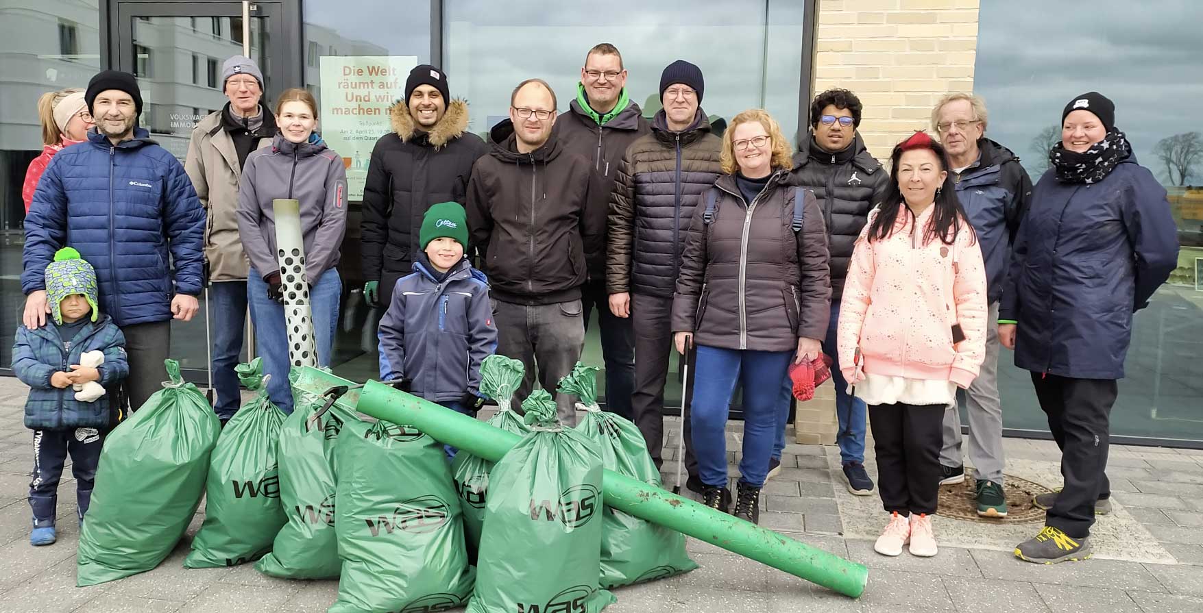 Gruppenbild der Teilnehmer des Cleanup-Day